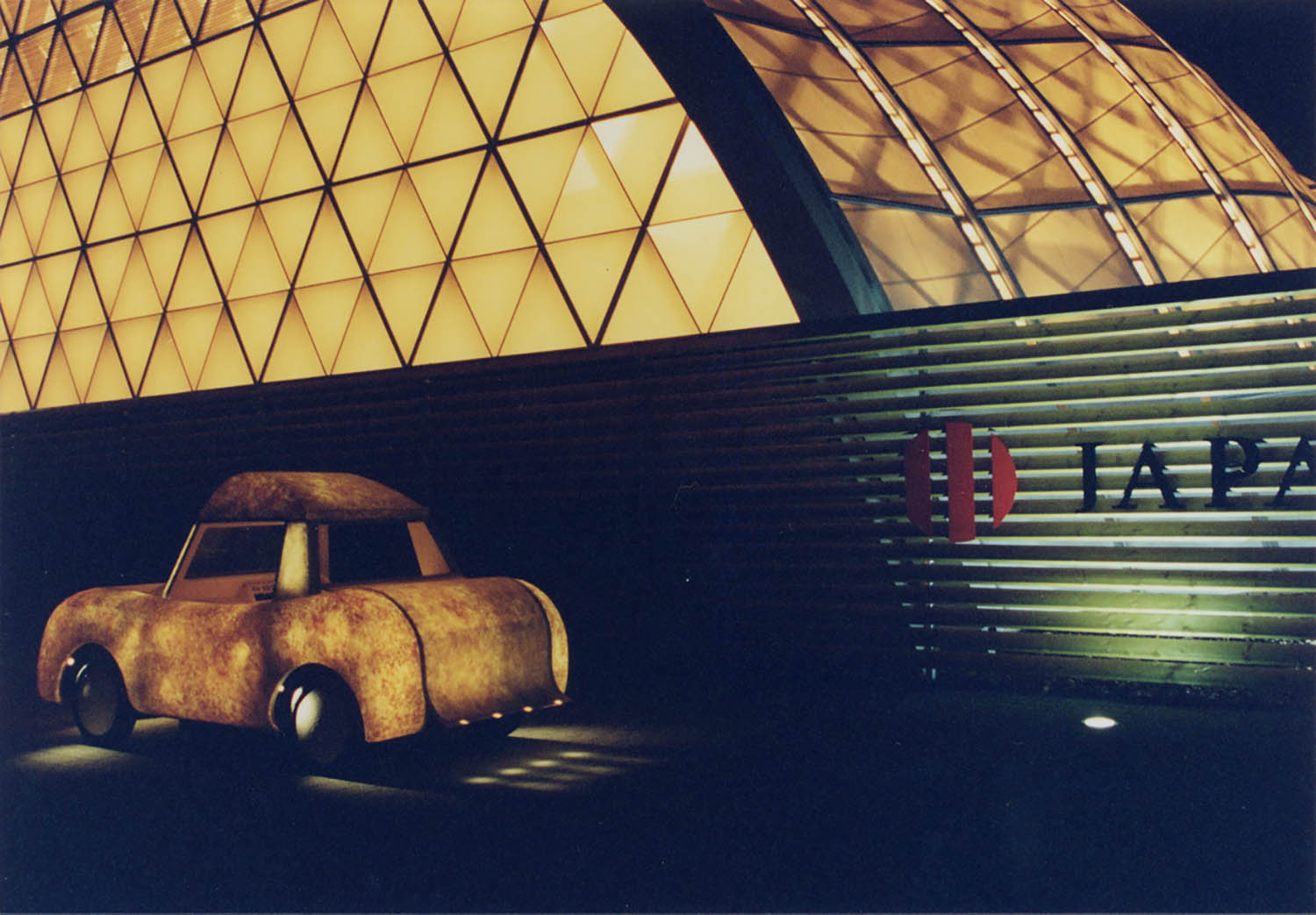 JAPAN Pavilion EXPO 2000 Hannover Lantern Car “Firefly”